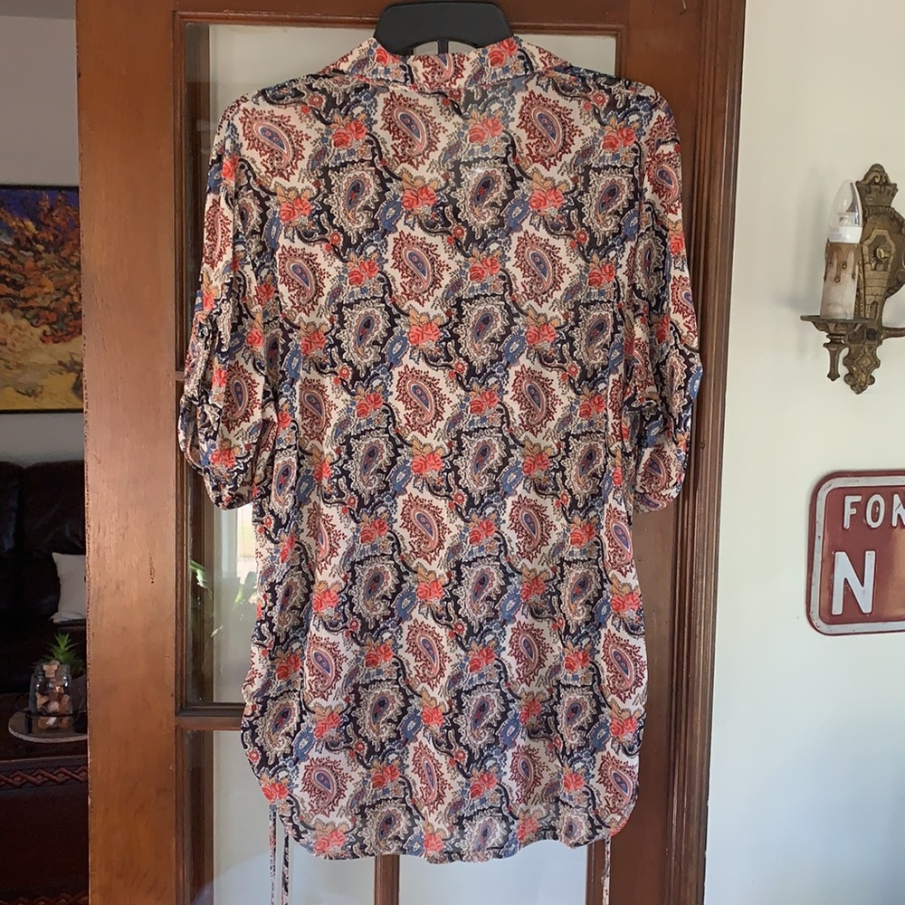 Short sleeve Paisley pattern blouse - Picture 7 of 8